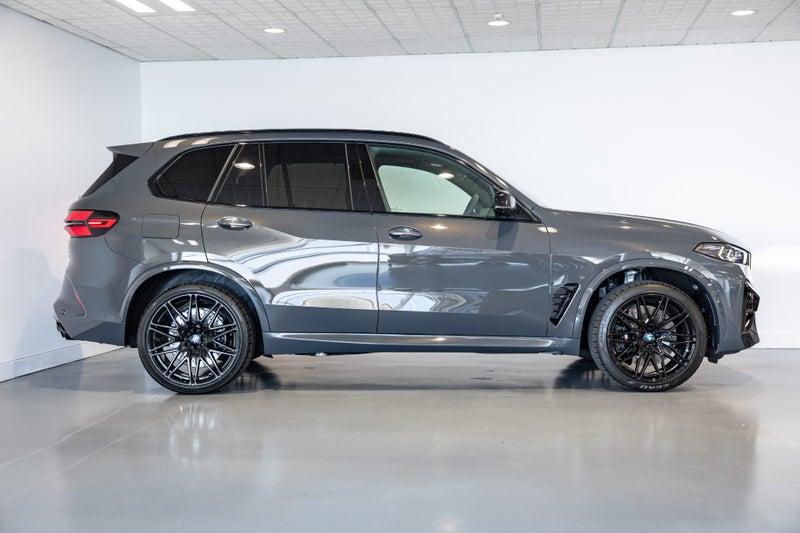 2025 BMW X5 M Competition image 5