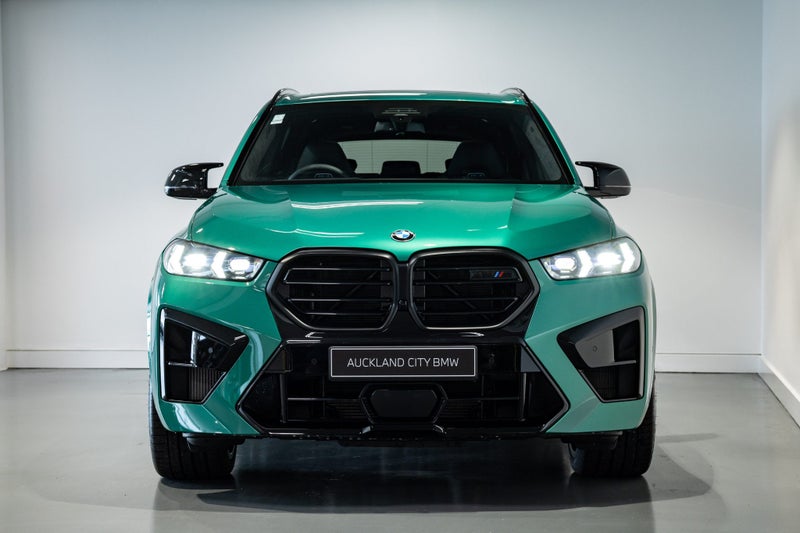 2025 BMW X5 M Competition with Indulgence Package image 2