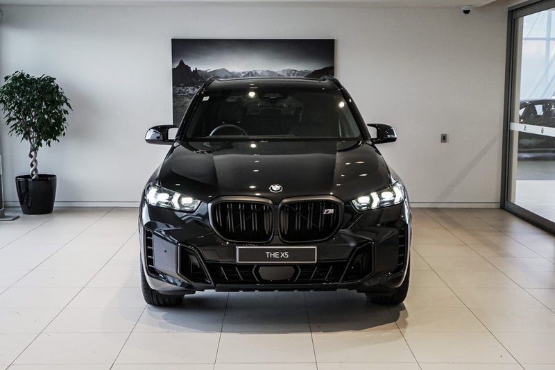 2025 BMW X5 M60i image 4