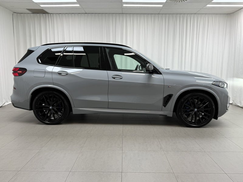 2025 BMW X5 X5 xDrive40d image 2