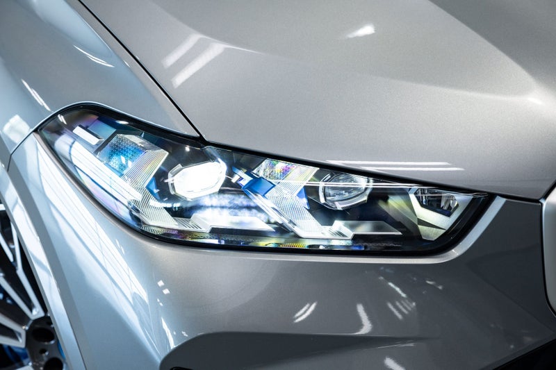 2025 BMW X5 xDrice30d M-Sport with Innovations... image 3