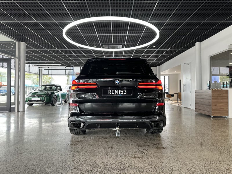 2025 BMW X5 xDrive 40D Innovations & Executive image 5