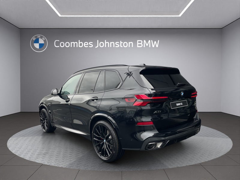 2025 BMW X5 xDrive 40d M Sport Pro & Innovation... image 4