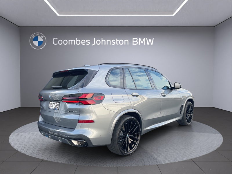 2025 BMW X5 Xdrive30d image 5