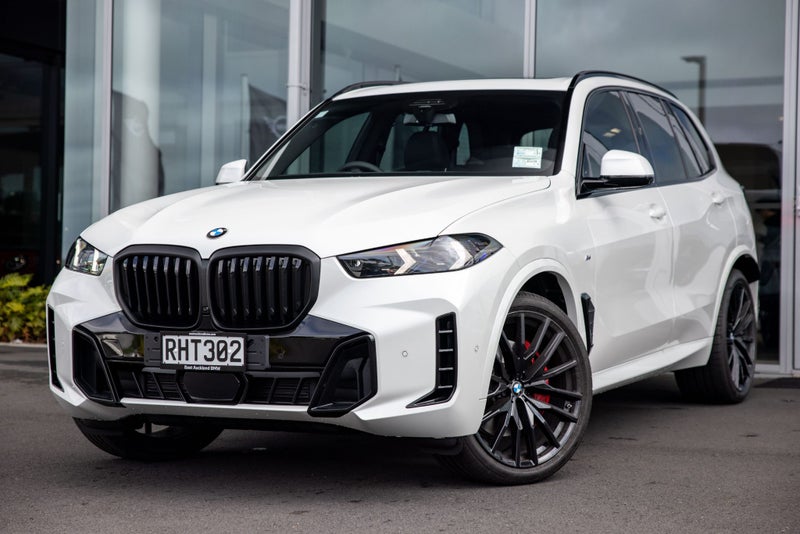 2025 BMW X5 xDrive30d image 1