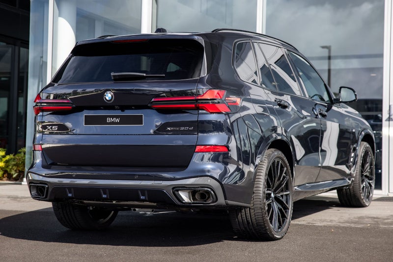 2025 BMW X5 xDrive30d image 4