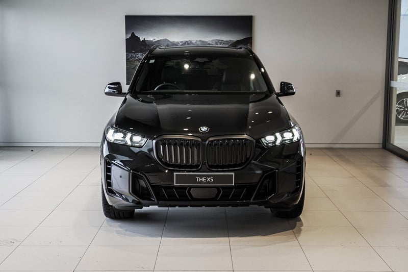 2025 BMW X5 xDrive30d image 4