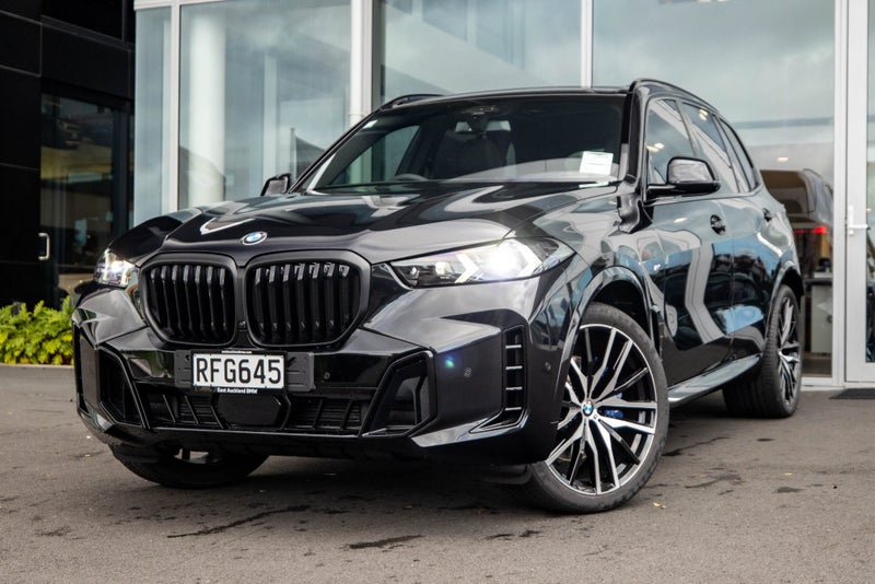 2025 BMW X5 Xdrive30d image 1