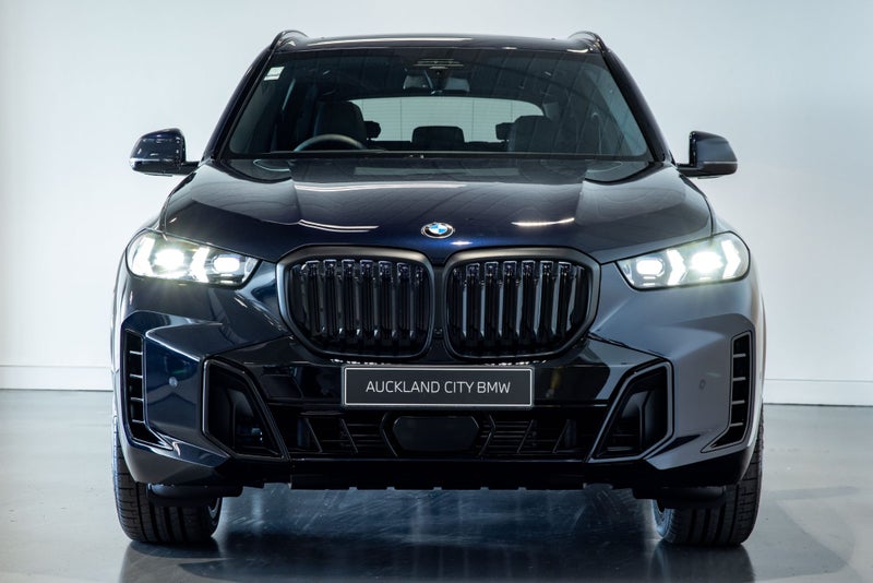 2025 BMW X5 Xdrive30d Sports Collection Edition image 2