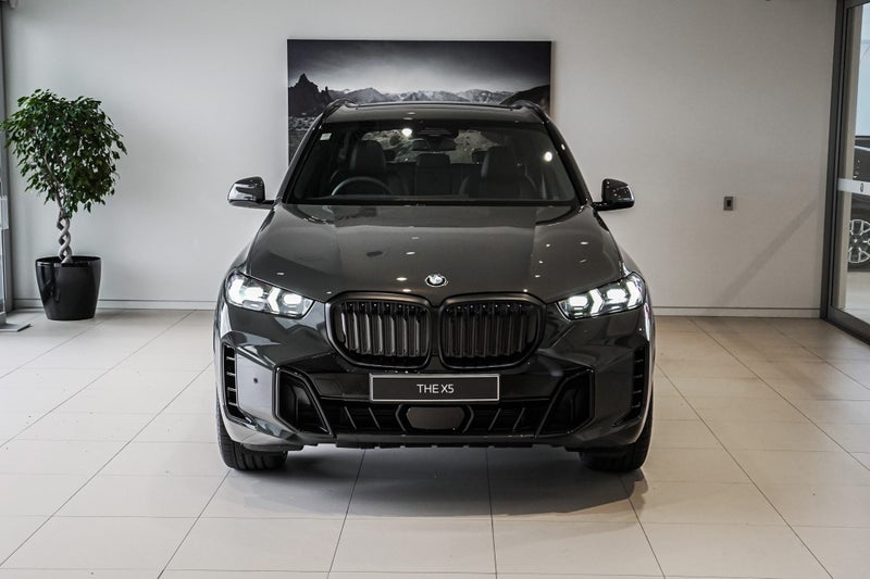 2025 BMW X5 xDrive40d image 4