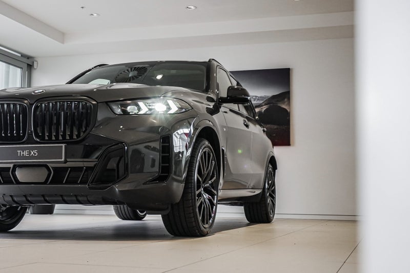 2025 BMW X5 xDrive40d image 5