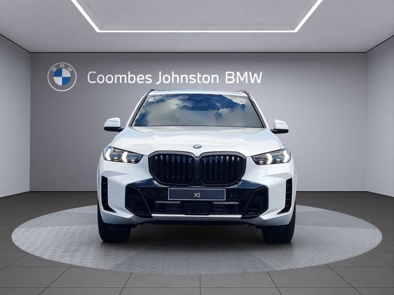 2025 BMW X5 xDrive40d M Sport image 2