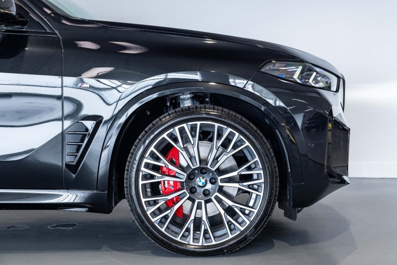 2025 BMW X5 xDrive40d M-Sport Pro + Innovations... image 5