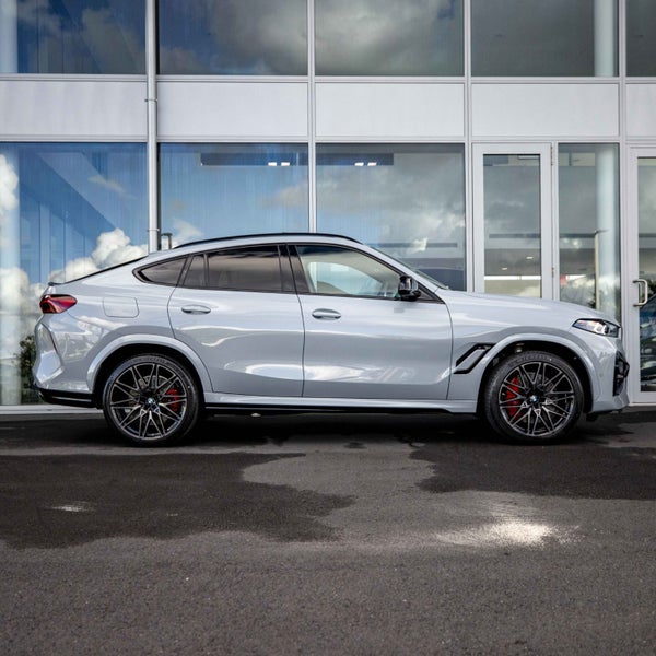 2025 BMW X6 M Competition image 3