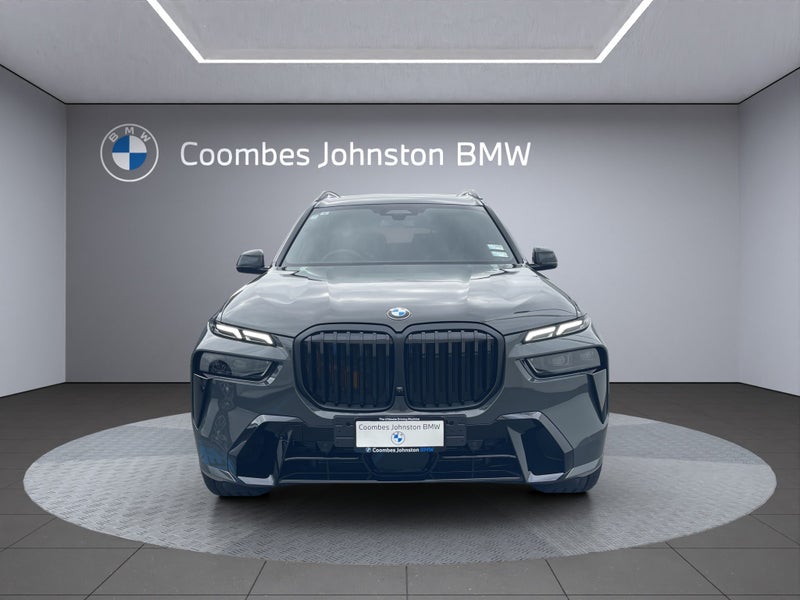 2025 BMW X7 xDrive 40d image 2