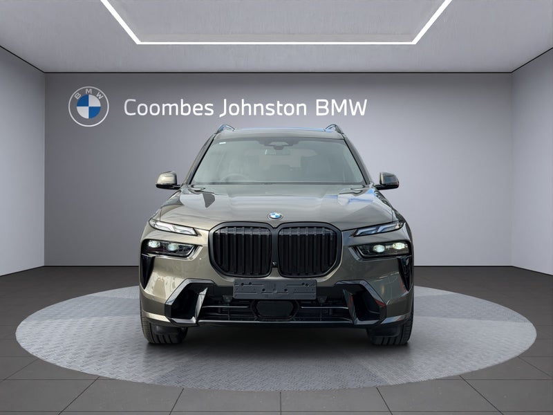 2025 BMW X7 xDrive 40d image 2
