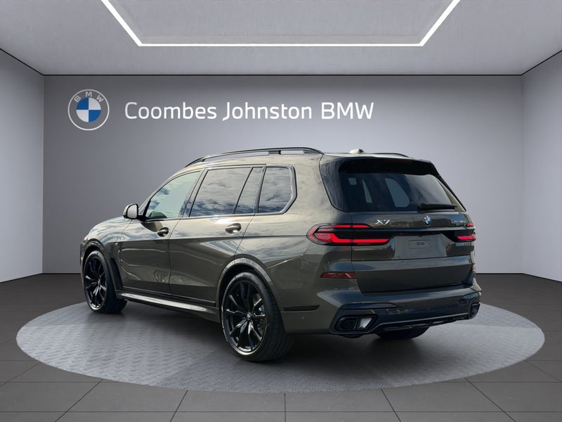 2025 BMW X7 xDrive 40d image 4