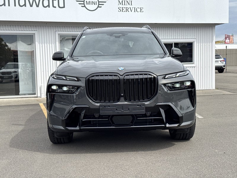 2025 BMW X7 xDrive 40d - Connoisseur Suite, M s... image 2