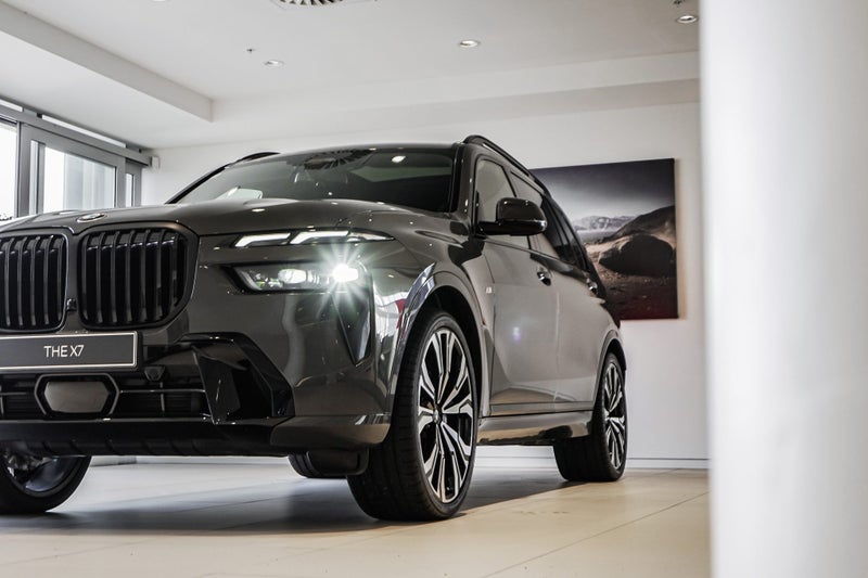 2025 BMW X7 xDrive40d image 5