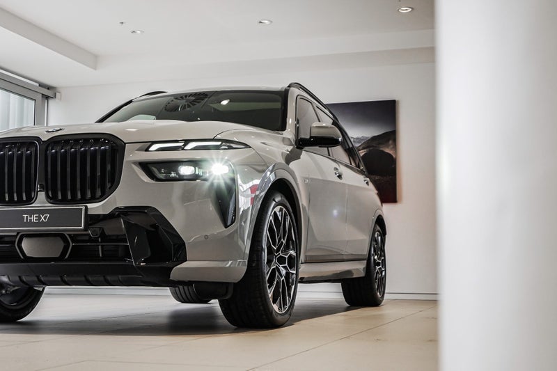 2025 BMW X7 xDrive40d image 5