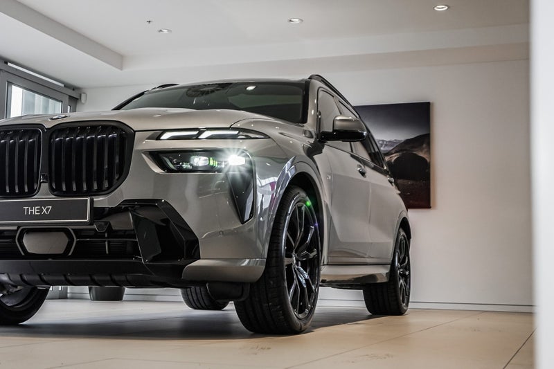 2025 BMW X7 xDrive40d image 5