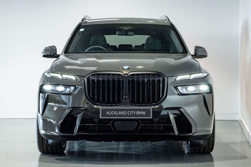 2025 BMW X7 Xdrive40d image 3