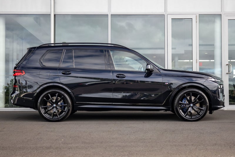 2025 BMW X7 Xdrive40d image 3