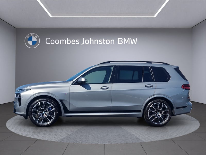 2025 BMW X7 xDrive40d image 3