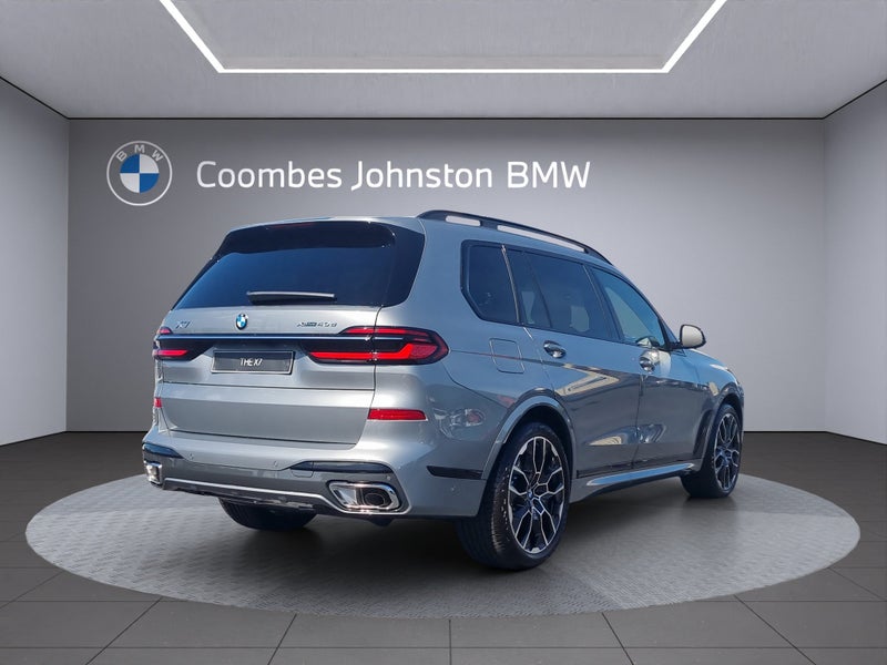 2025 BMW X7 xDrive40d image 5