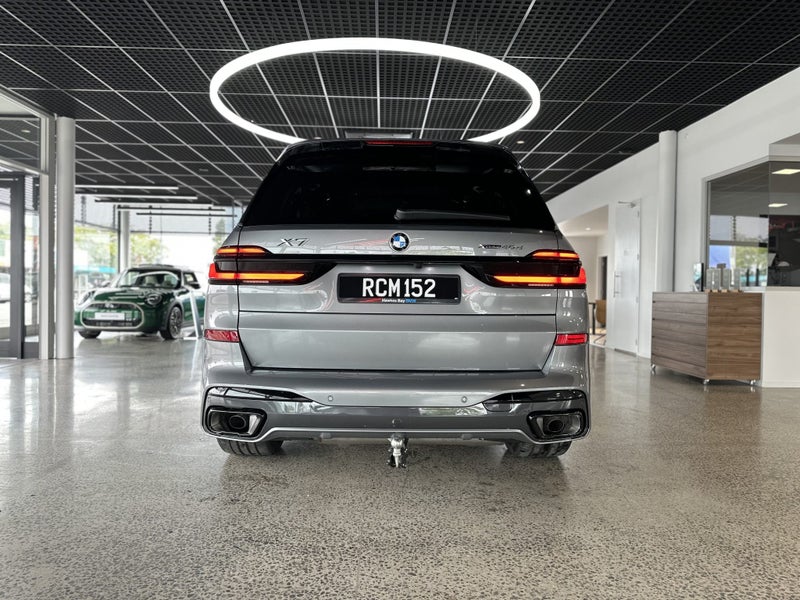 2025 BMW X7 xDrive40d M Sport Pro image 5