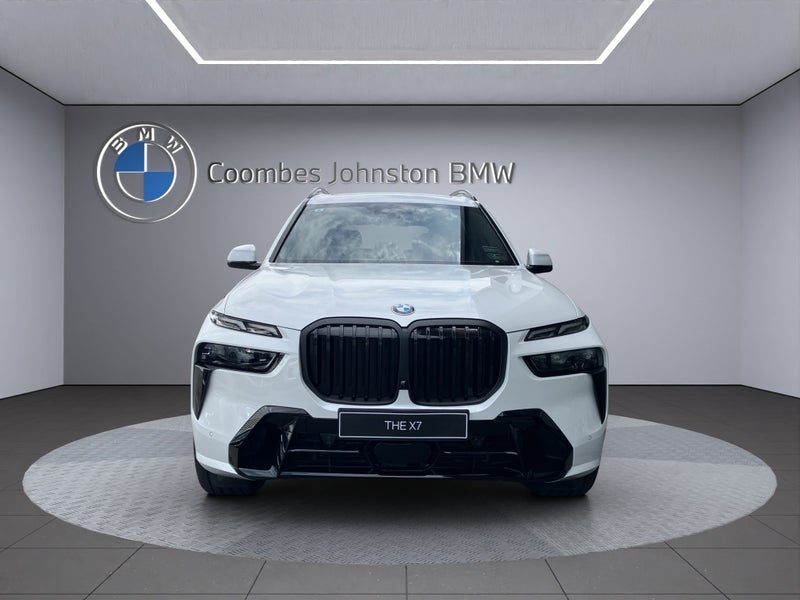 2025 BMW X7 xDrive40d M Sport Pro image 2