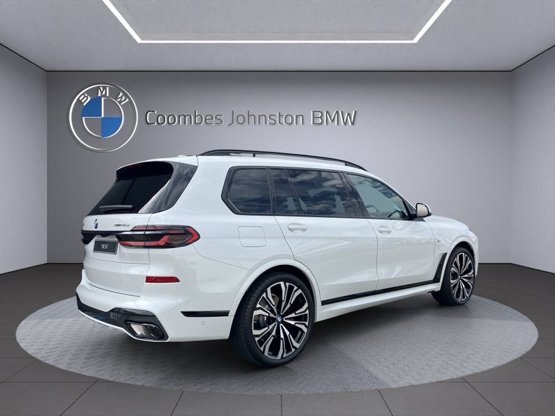 2025 BMW X7 xDrive40d M Sport Pro image 5