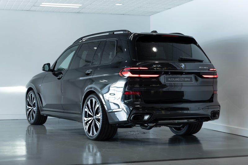 2025 BMW X7 Xdrive40d MSport Pro + Connoisseur... image 5