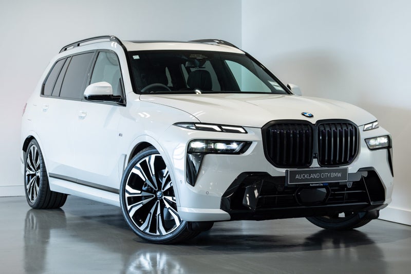 2025 BMW X7 Xdrive40d MSport Pro + Connoisseur... image 1