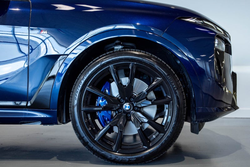2025 BMW X7 Xdrive40d MSport Pro + Connoisseur... image 4