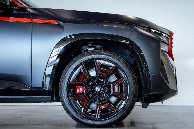 2025 BMW XM Label Red PHEV/4WD - Limited Editio... image 4