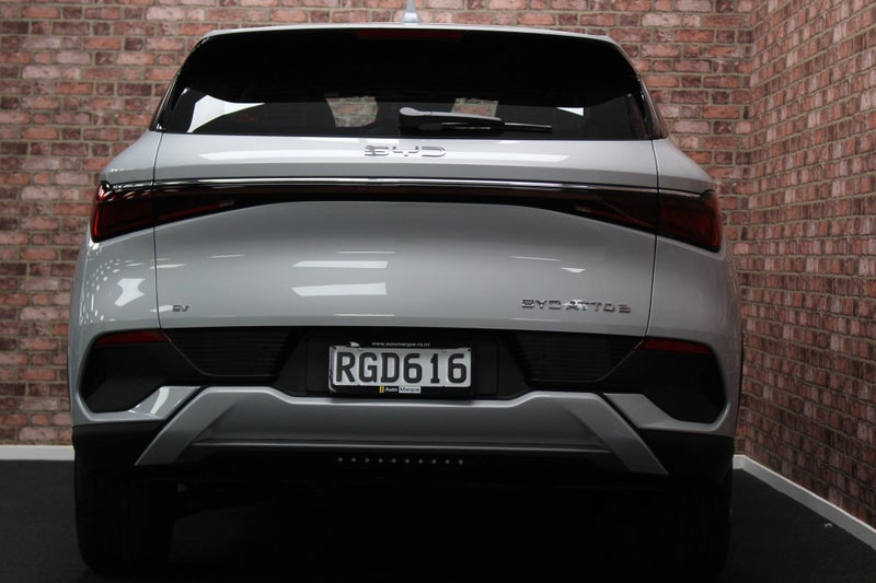 2025 BYD Atto 3 Essential EV image 5