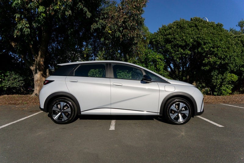 2025 BYD Dolphin ESSENTIAL 45KWH, 340KMS RANGE,... image 3