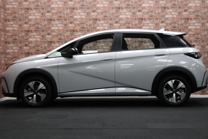 2025 BYD Dolphin Essential Ev 45Kwh image 3