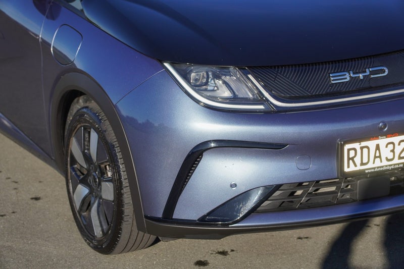 2025 BYD Dolphin Extended Range 60Kwh image 2