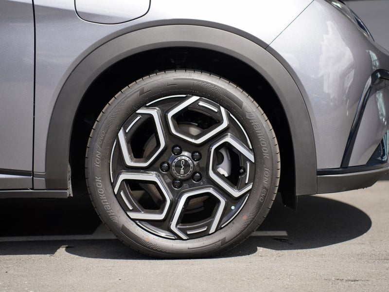 2025 BYD Dolphin Premium 60kwH 5Dr Hatch image 5