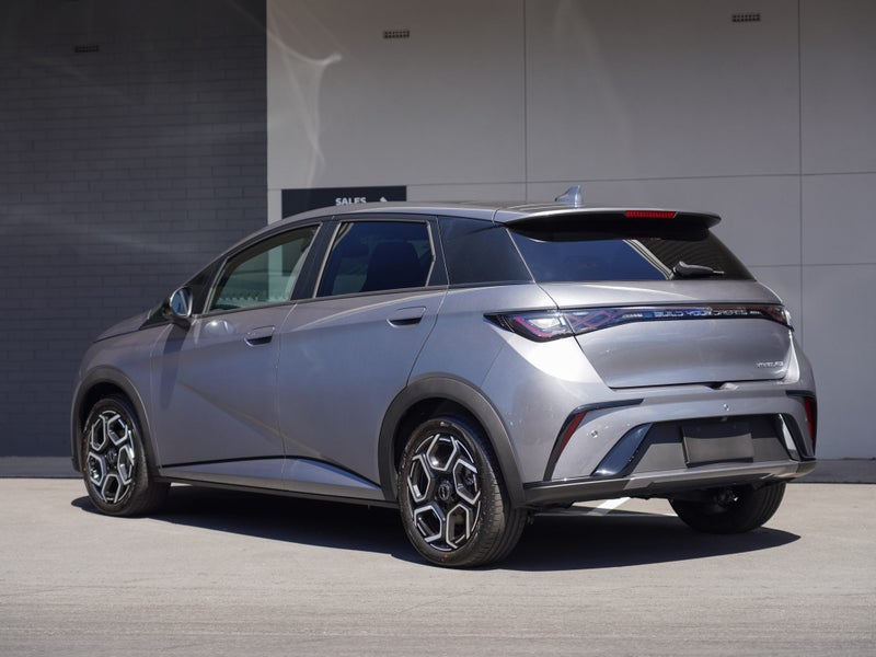 2025 BYD Dolphin Premium 60kwH 5Dr Hatch image 2