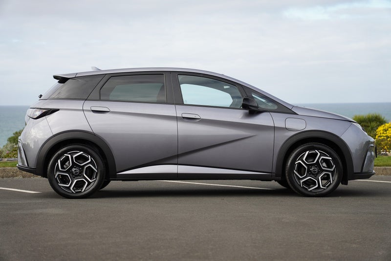 2025 BYD Dolphin Premium Ev 150Kwh/Ev image 3