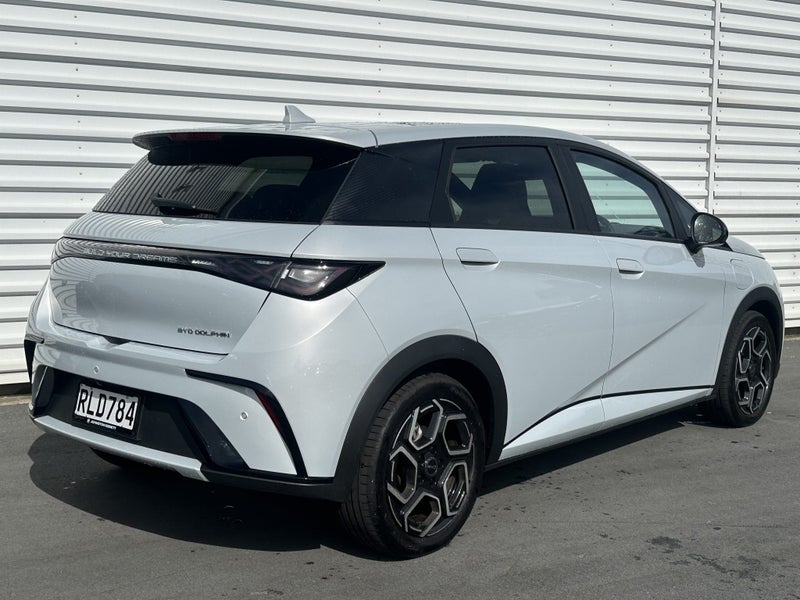 2025 BYD Dolphin Premium EV image 4
