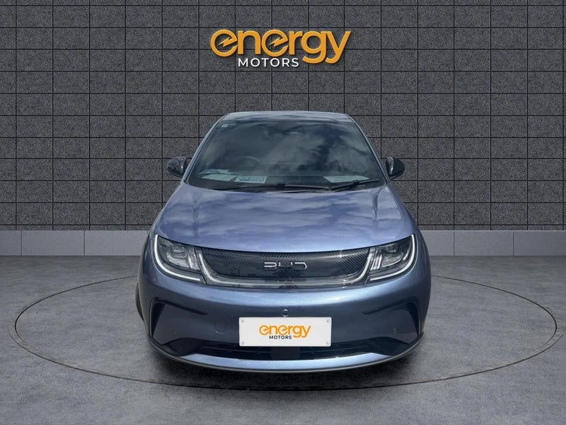 2025 BYD Dolphin Premium EV 60KWH image 2