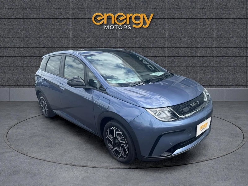 2025 BYD Dolphin Premium EV 60KWH image 3