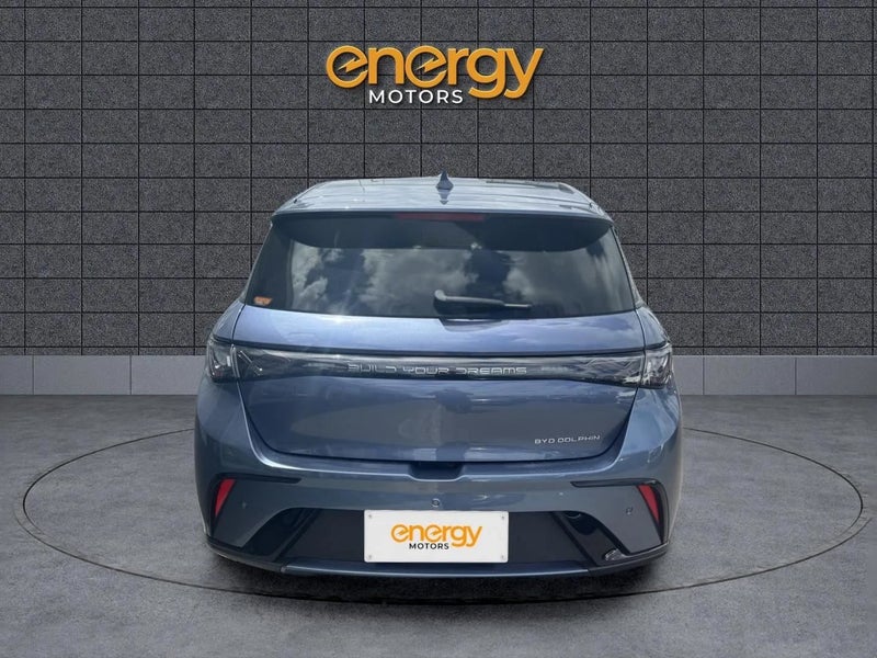 2025 BYD Dolphin Premium EV 60KWH image 5
