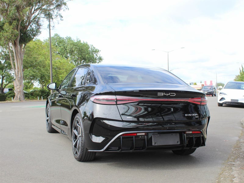2025 BYD Seal Performance AWD 83Kw image 3