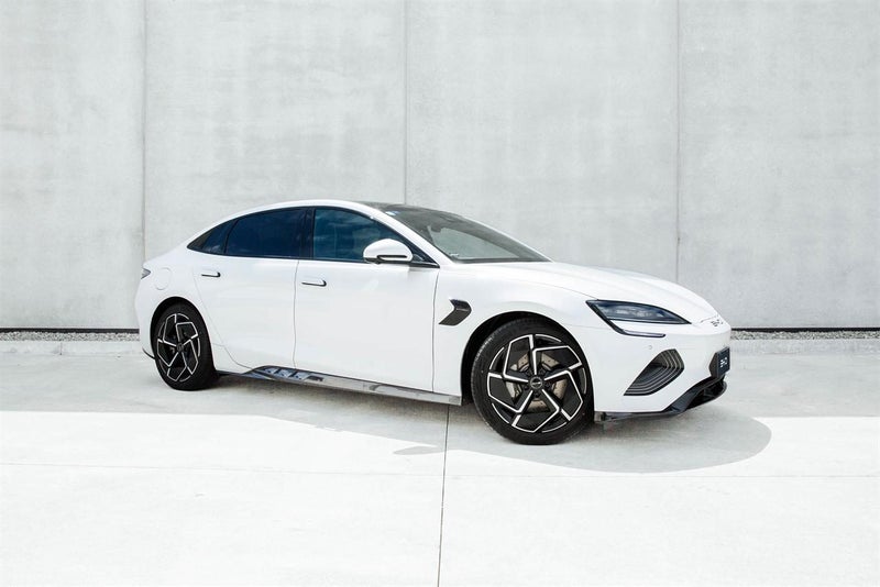 2025 BYD Seal PREMIUM 83KWH, 230KW, 570KM RANGE image 5