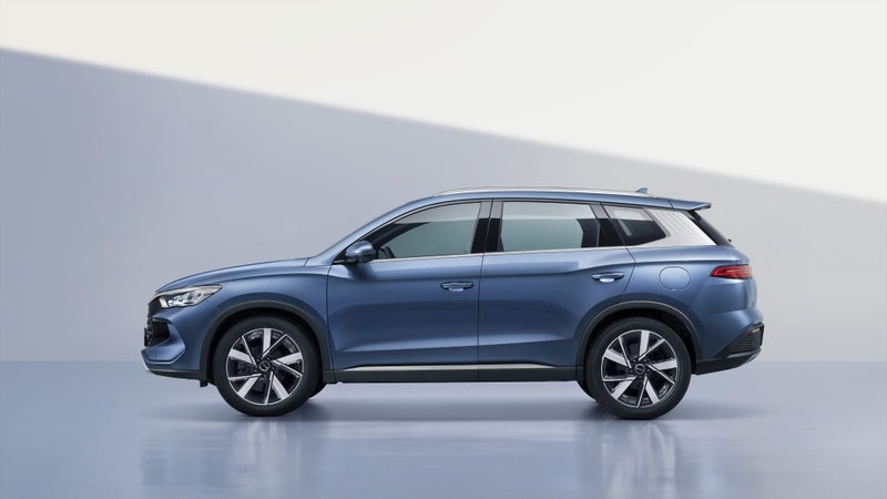 2025 BYD Sealion 5 Essential image 2